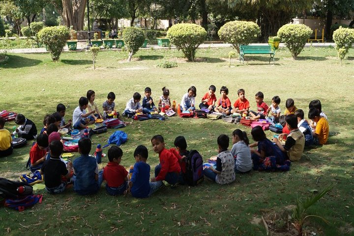 Modern National Public School-Excursion