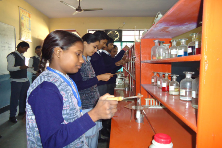 Modern Public School-Chemistry lab