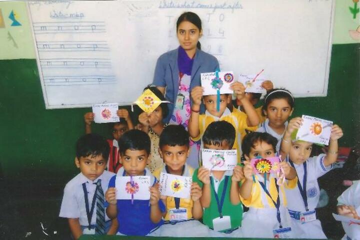Modern Public School-Rakhi Making
