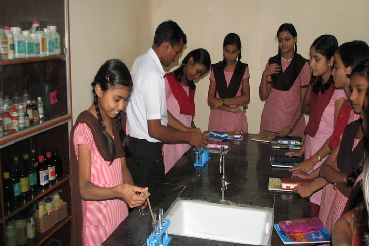 The Duncan Academy-Chemistry Lab