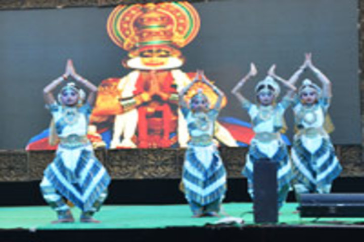 Mount Columbus International School-Dance Activity
