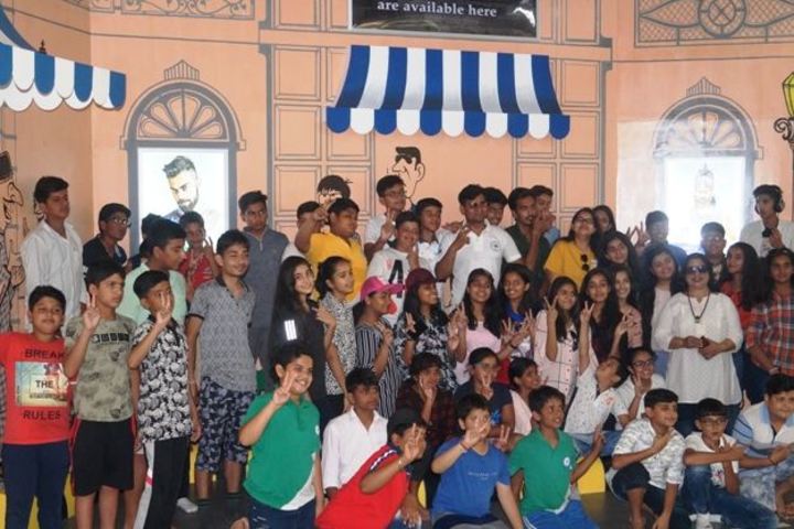 Mount Litera Zee School-Educational Tour