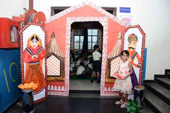 Mount Litera Zee School-Teachers Day