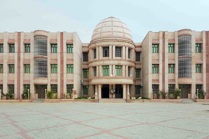 Mount Litera Zee School-Campus View