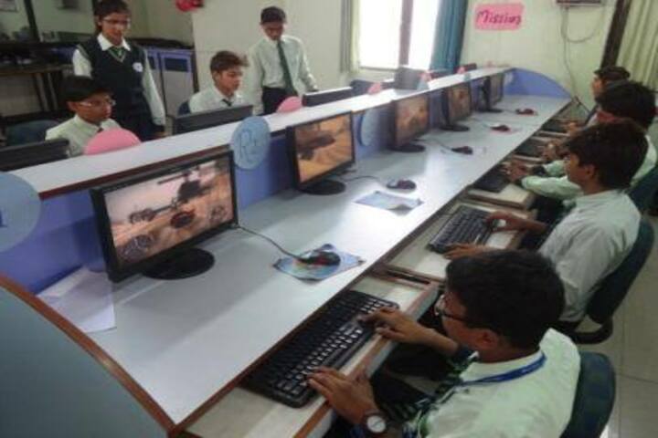 Mount Litera Zee School-Computer Lab