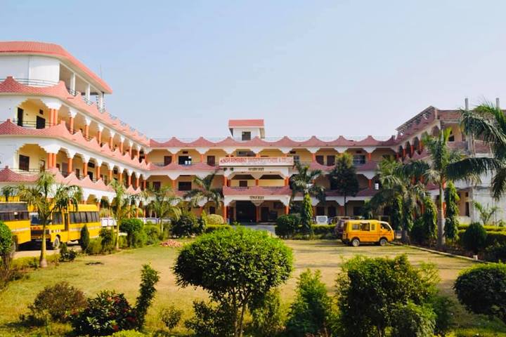 Munshi Ramanand Singh School - School Building
