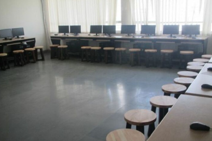 The Tribhuvan School-Computer Lab