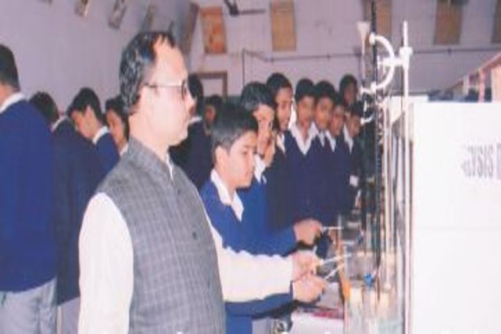 Naggaji Saraswati Vidya Mandir-Chemistry Lab