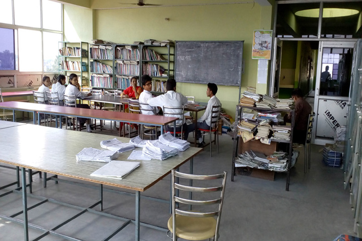 Navneeta Kunwar Public School-Library