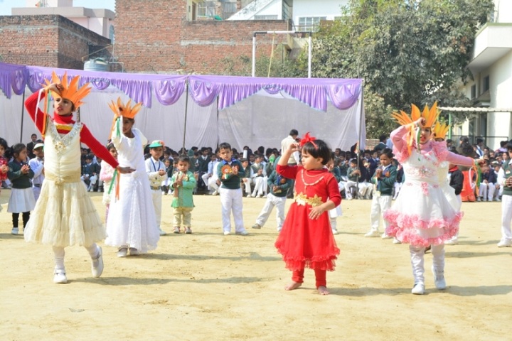 Navneeta Kunwar Public School-Dance Competition