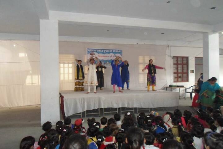 Nawaz Girls Public School - Dance