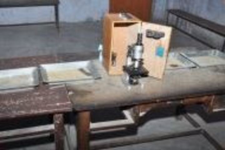 New Era School - Physics lab