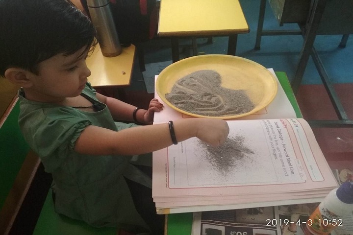 New Rainbow Public School-Sand Art