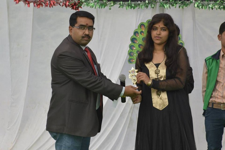 New Standard Public School-Prize Distribution