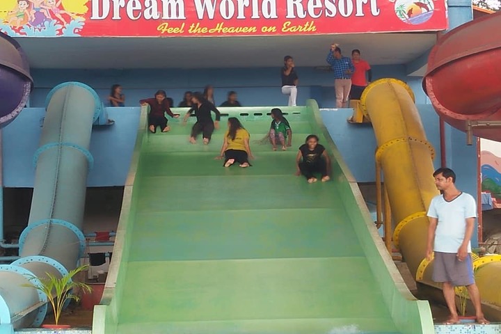 Nimisha Convent School-Visit To Dream World Resort