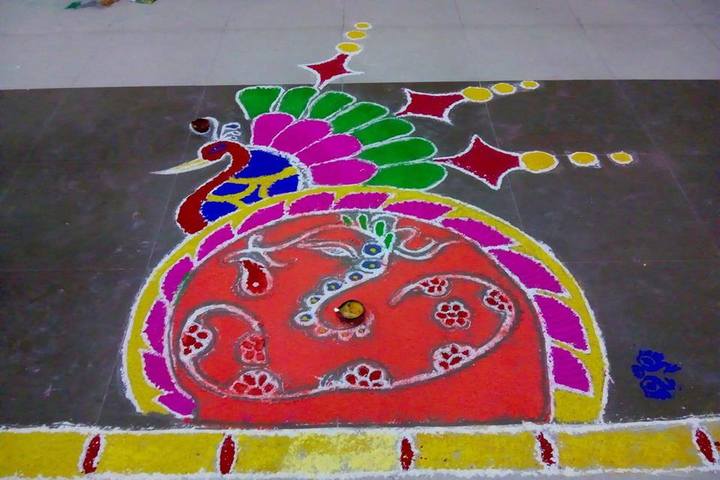 Veen Vidya Niketan-Rangoli Competition