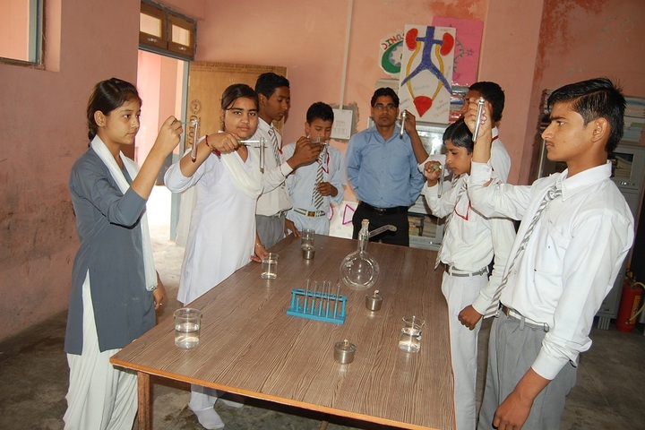 Nirmal Public School-Chemistry Lab