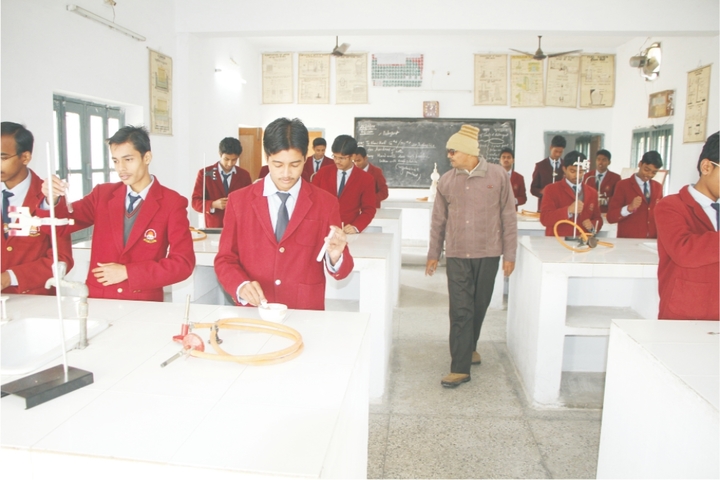 Vidya Vihar Residential School-Chemistry Lab