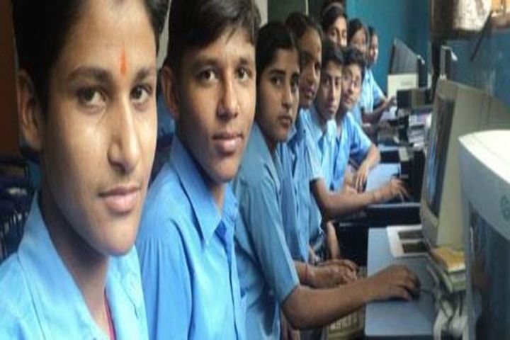 Police Modern School-Computer Lab