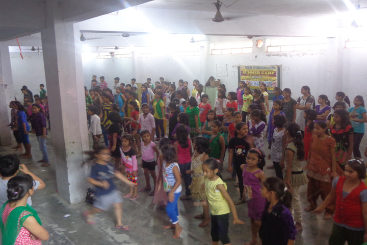 Premier International School-Summer Camp