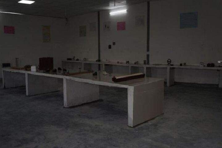 R S Global School-Physics Labs