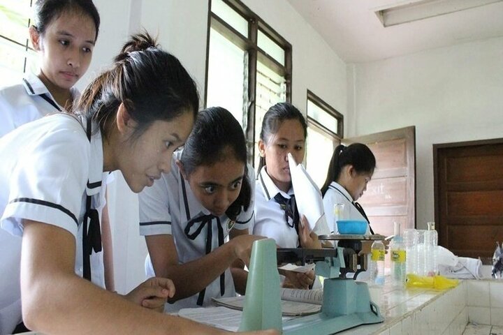 R V Public School-Maths Labs