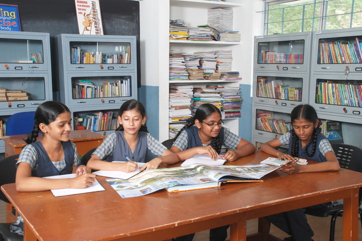 Raheemia Public Junior High School-Library
