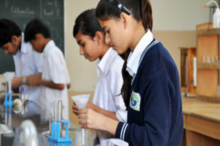 Rama International School-Science Labs