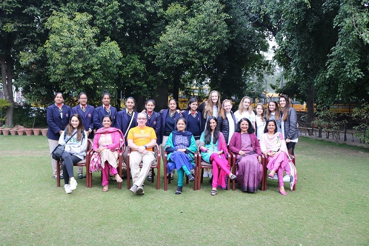 Bhavan Vidyalaya-reunion1