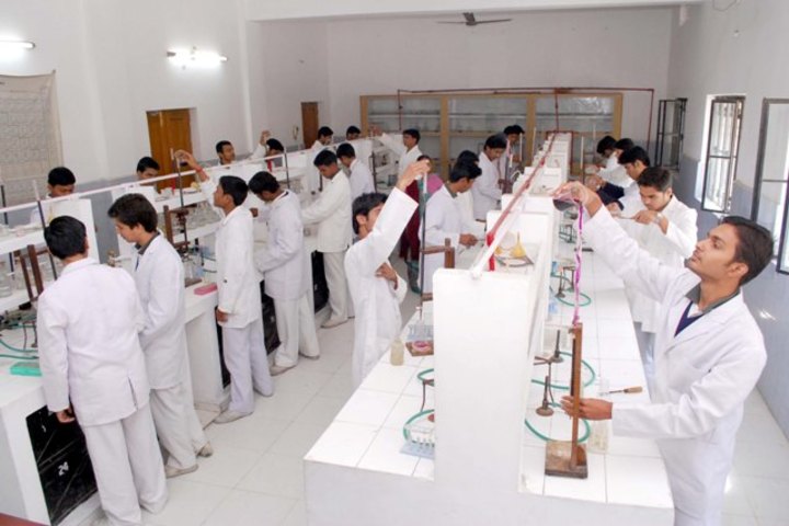 Rani Laxmi Bai Memorial School-Chemistry Lab