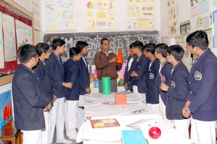 Rani Laxmi Bai Memorial School-Maths Lab