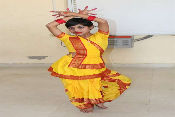 Rattan Lal Phool Katori Devi-Dance