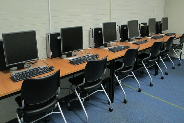 Red Rose School-Computer Labs