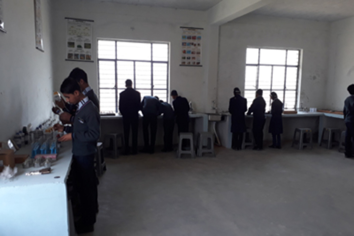 Rohilas International School- chemistry lab