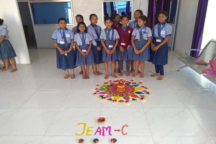 Royal Public School- rangoli
