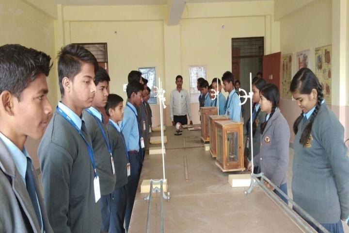 S A V Inter College-lab