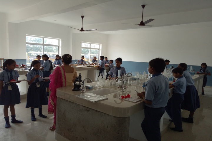 S D Mother International School- Science lab