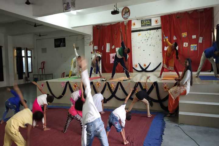 SDSN Public School- Dance room