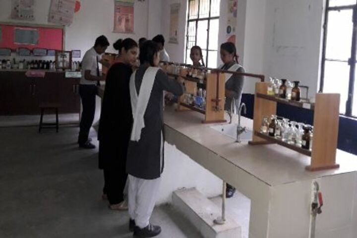 Sainik Public School- Chemistry lab
