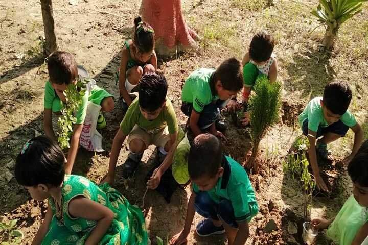 Sainik Public School-Earth day