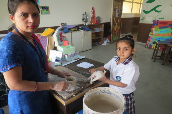 Sanskar World School- Art and craft