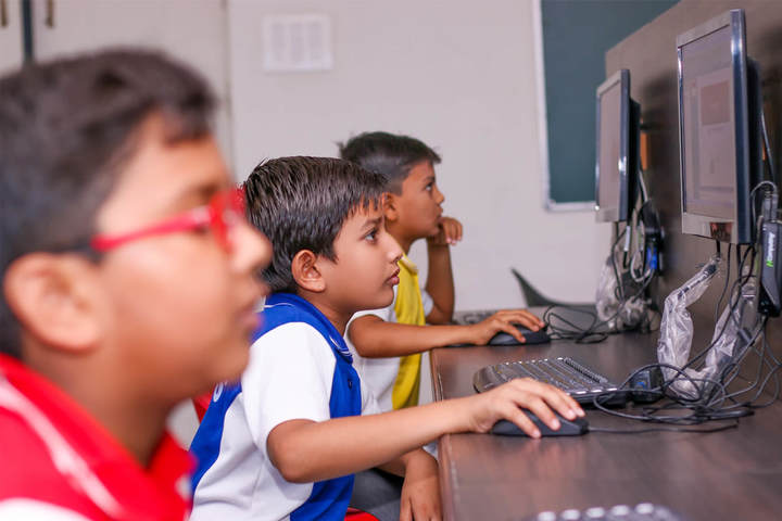 Sanskriti Sanskar Public School- Computer lab