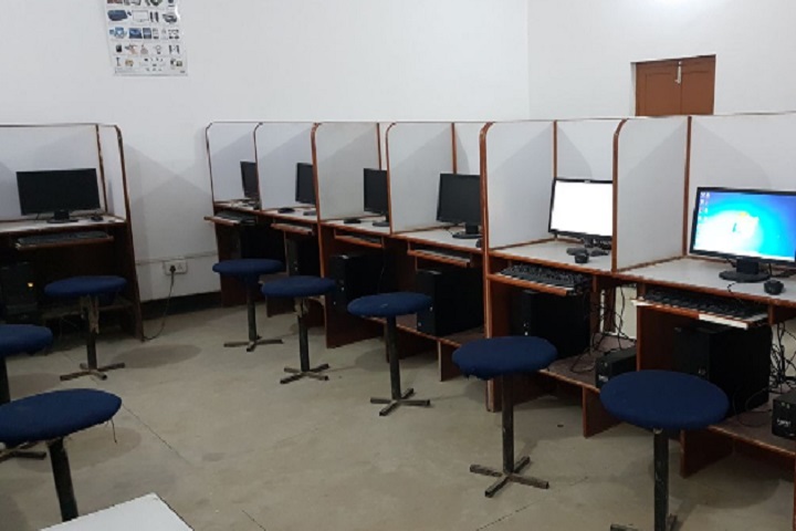 Sant Kamla Children Senior Secondary School-Computer Lab