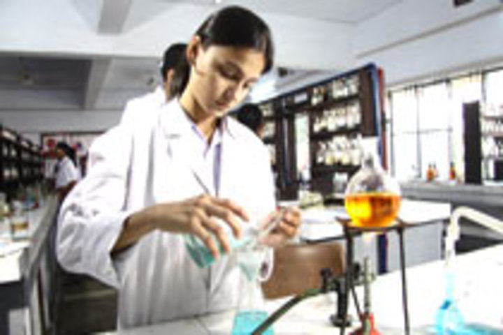Seth M R Jaipuria School-Chemistry Lab