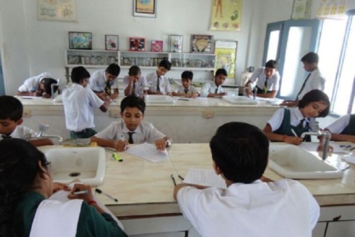 Shah Faiz Memorial Public School-Science Lab