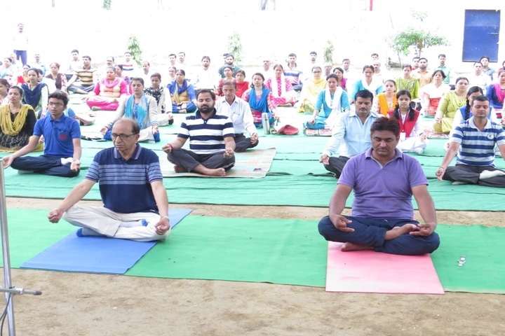 Shah Faiz Memorial Public School-Yoga
