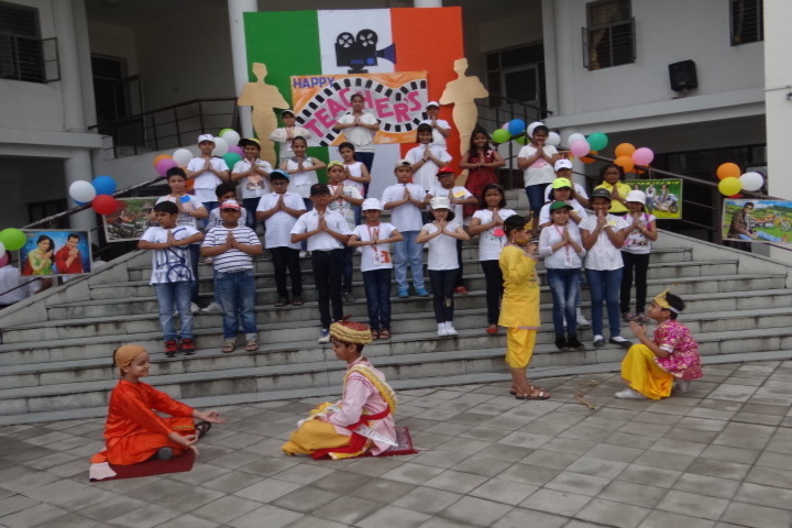 Shirdi Sai Public School-Festivals