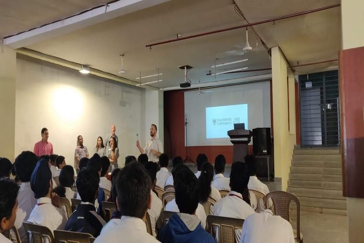 Glendale Academy - Career Counseling