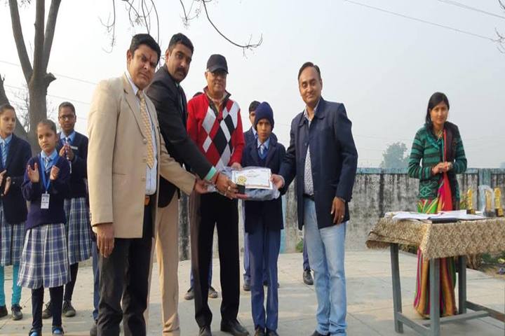 Shivam Public School-Prize Distribution
