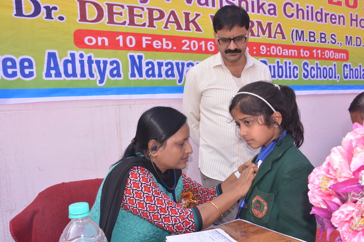 Shree Aditya Narayan Singh Public School-Health checkup